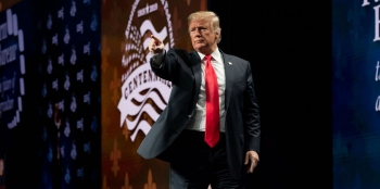 Donald Trump cancela viagem de delegação americana a Davos